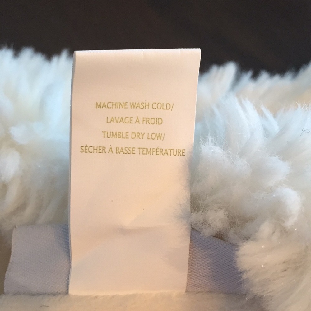Restoration Hardware baby and child faux fur hat - Picture 5 of 5